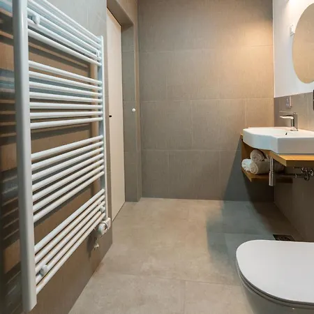 & Danica Guest house *