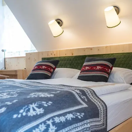 Guest house & Danica Bohinj
